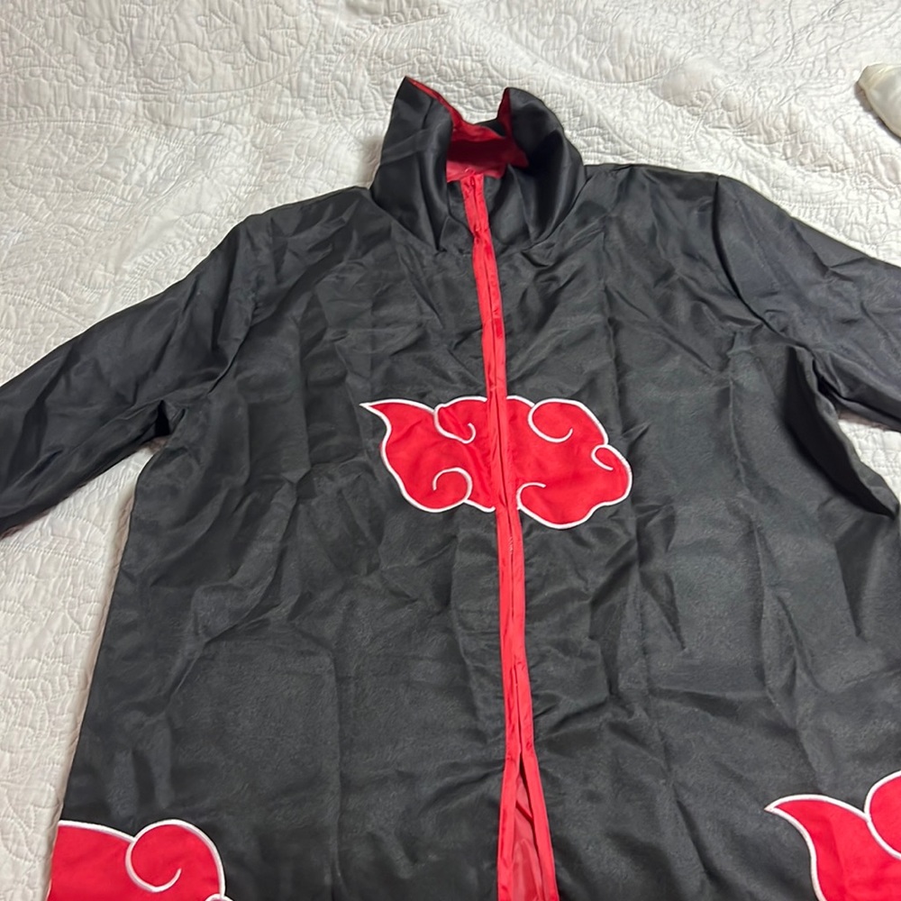 Akaski cloak, Hokaga cloak